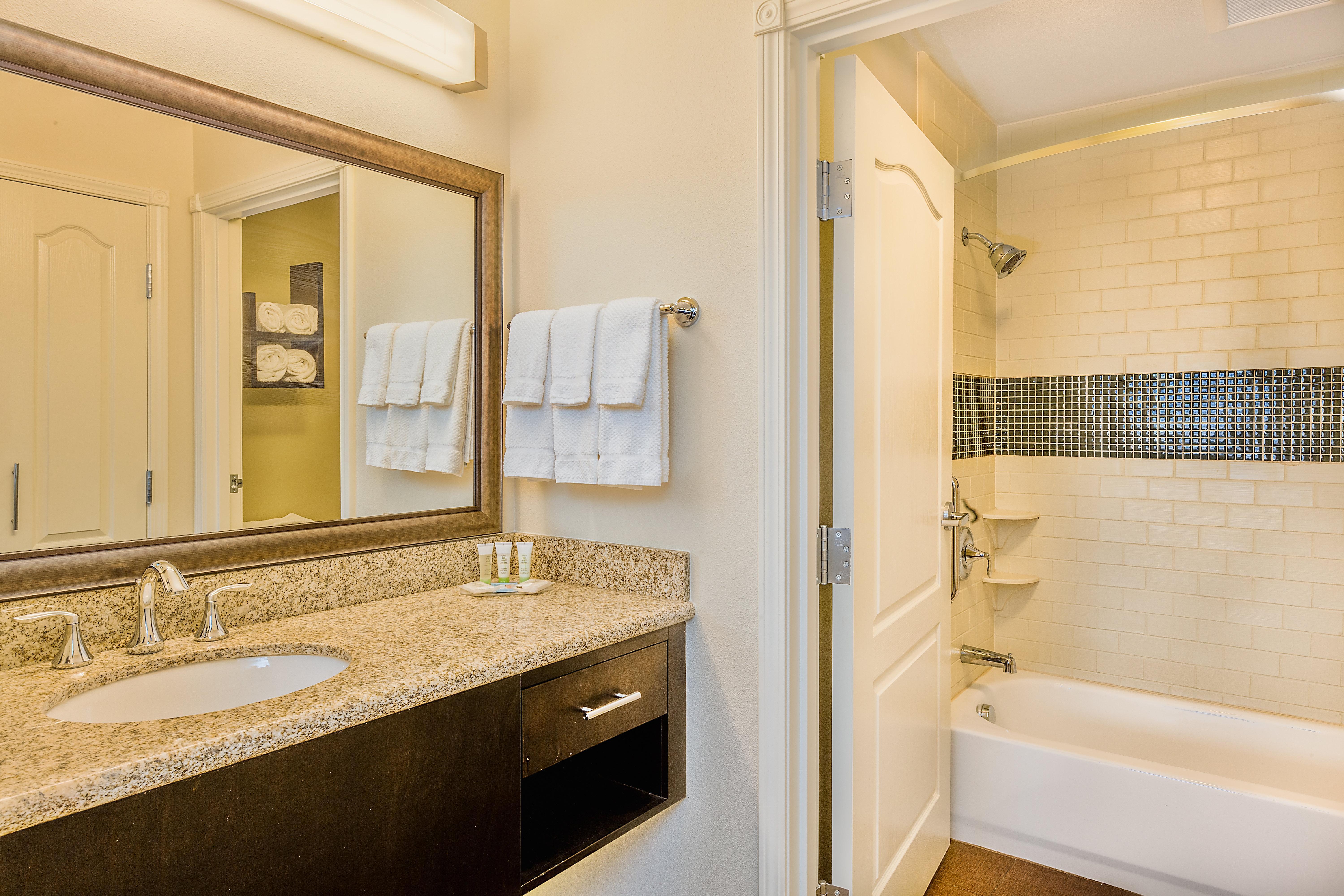 Staybridge Suites Bismarck By Ihg Eksteriør billede