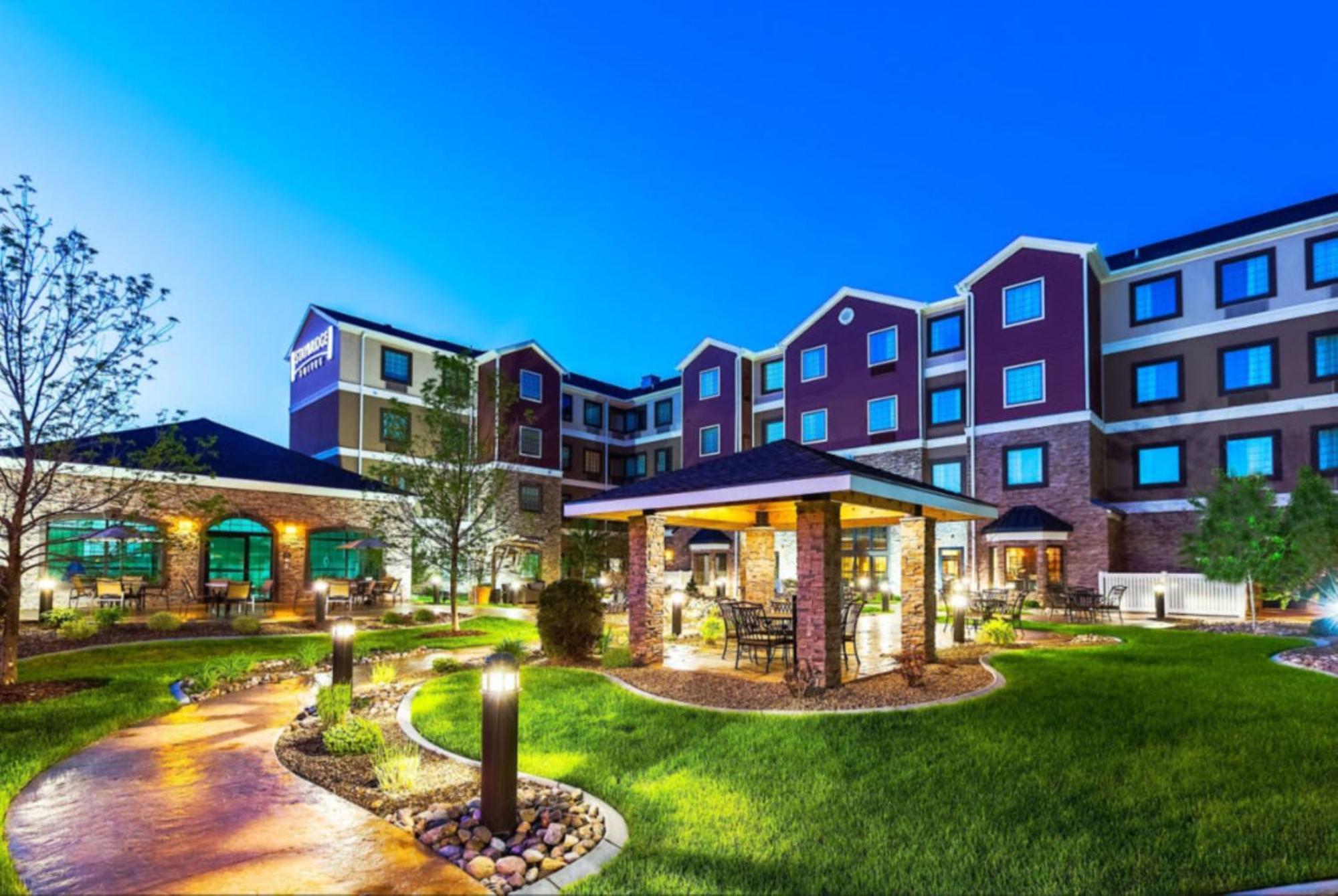 Staybridge Suites Bismarck By Ihg Eksteriør billede